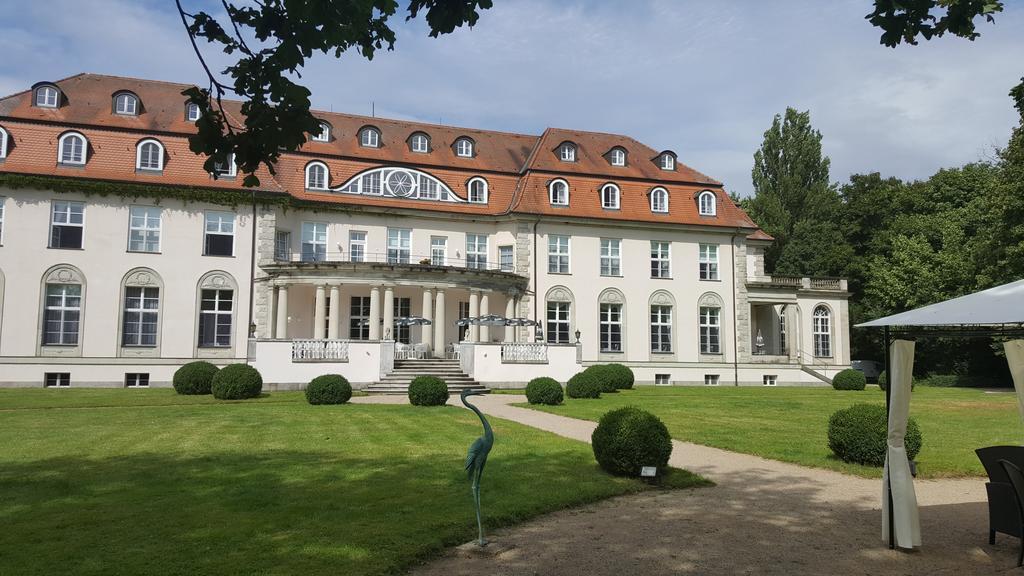 Hotel Schloss Storkau Екстер'єр фото